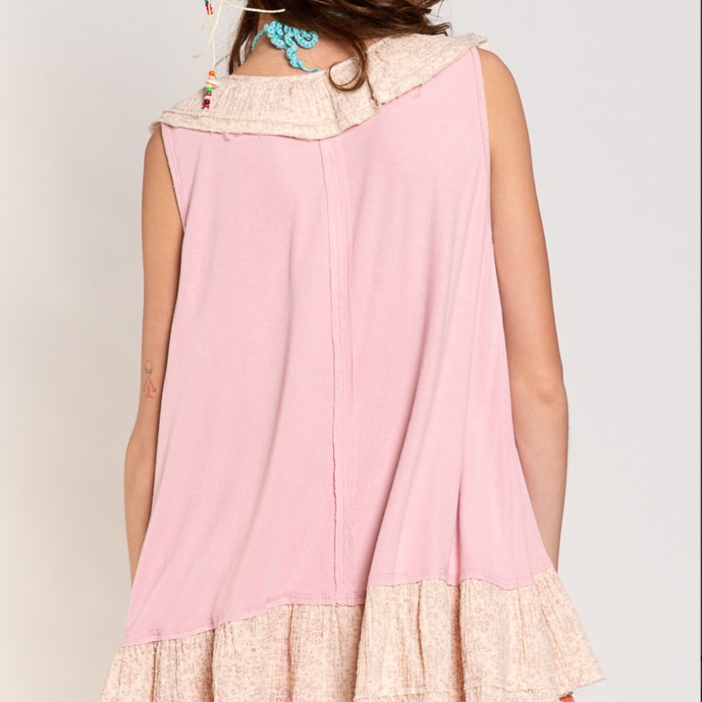 POL Ruffle Sleeveless Cardiga - Picture 3 of 7